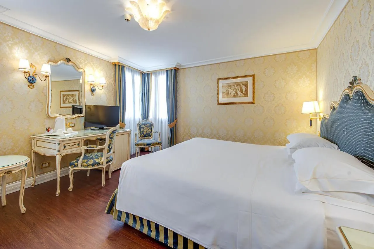 Hotel Antiche Figure Venice