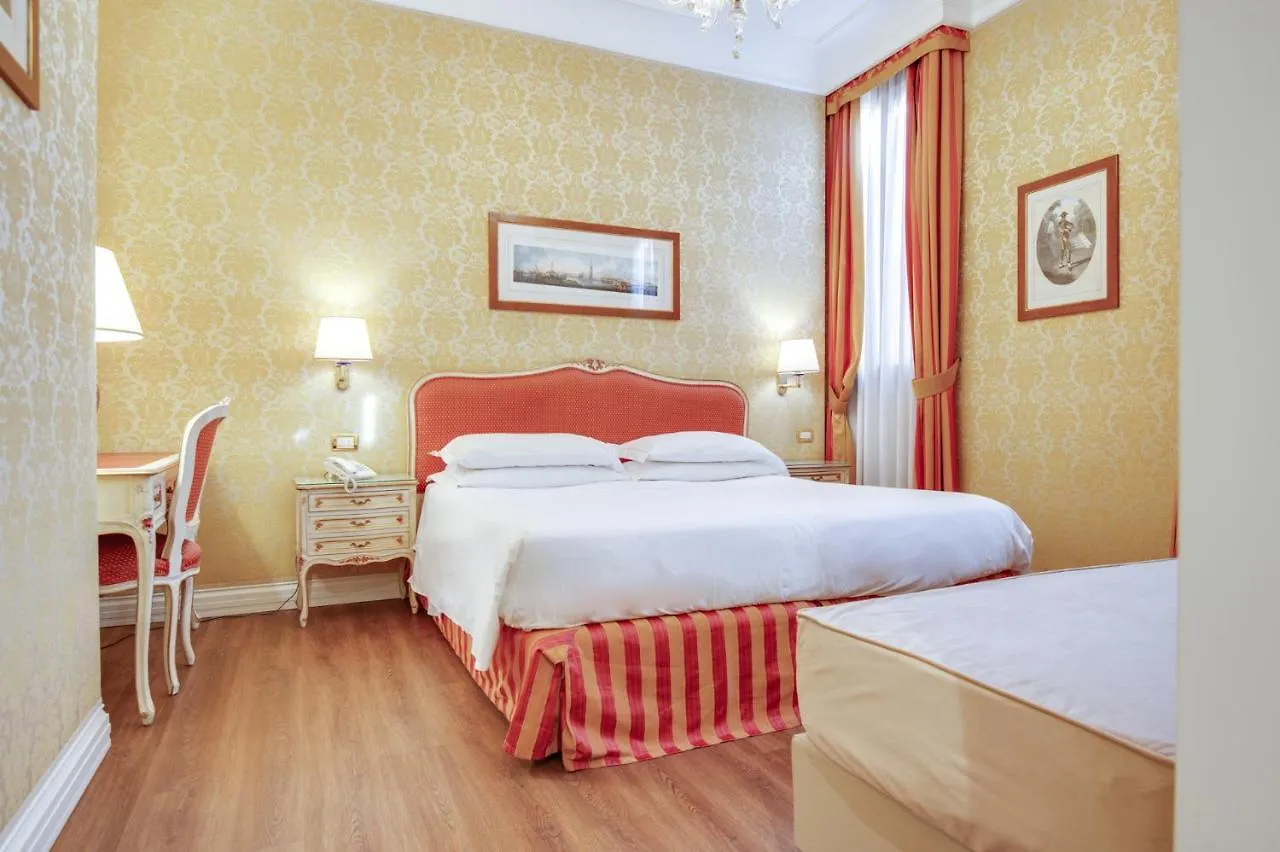 Hotel Antiche Figure Venice