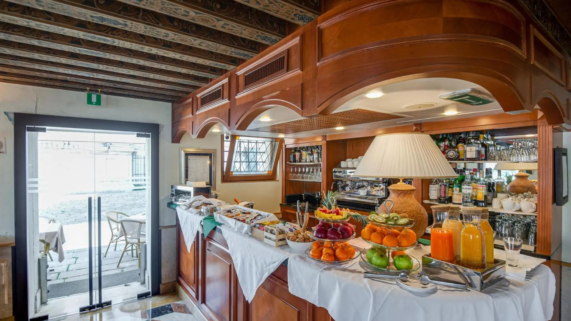 Hotel Antiche Figure Venice 3*,  Italy
