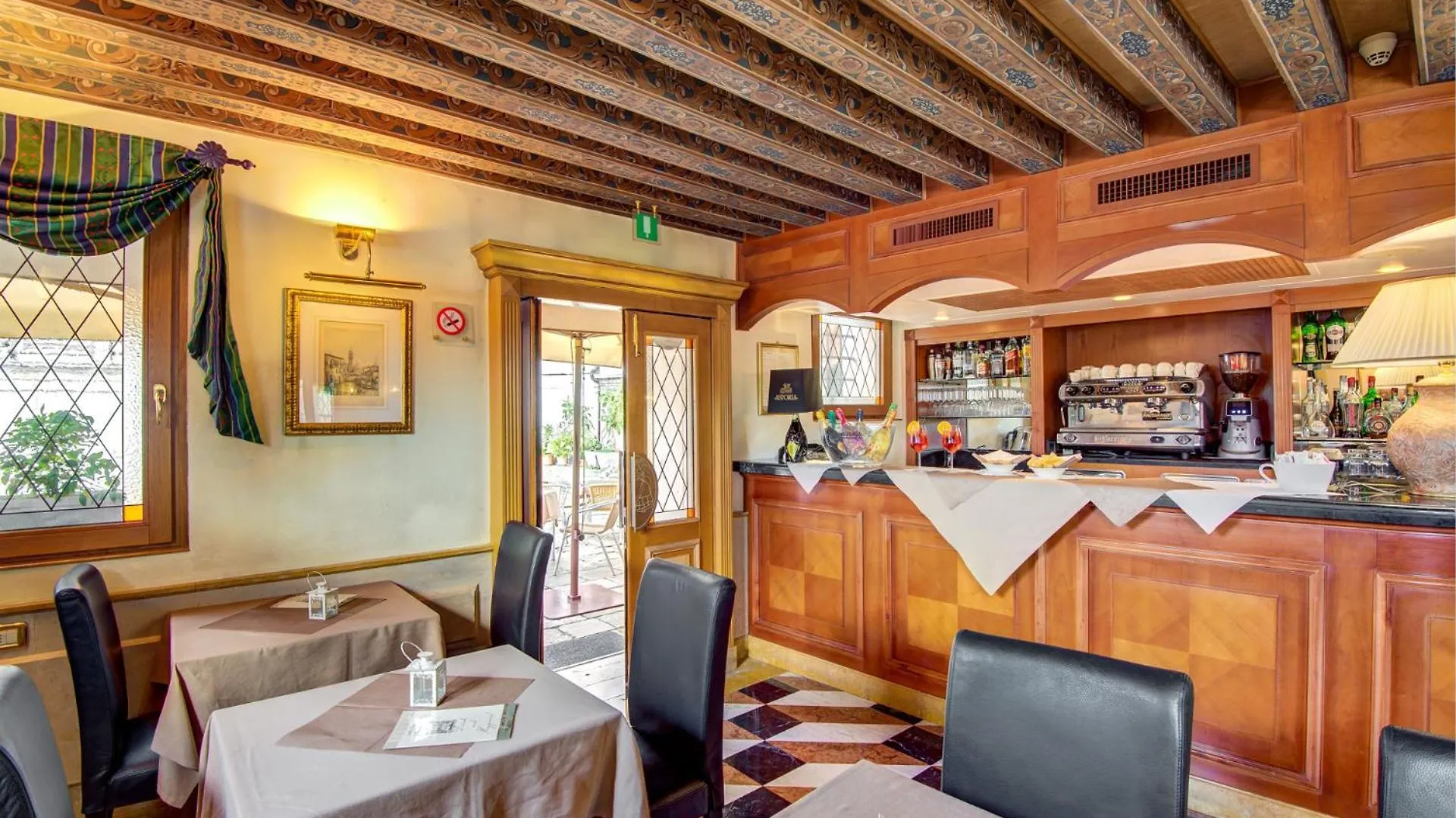 Hotel Antiche Figure Venedig 3*,  Italien